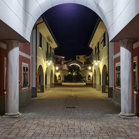 La Contrada *